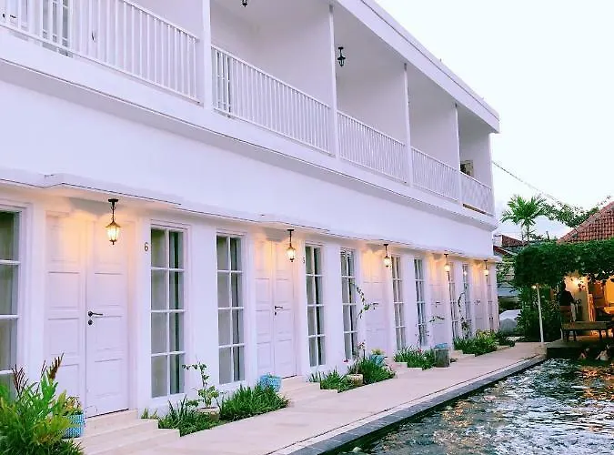 Hikari Guest house